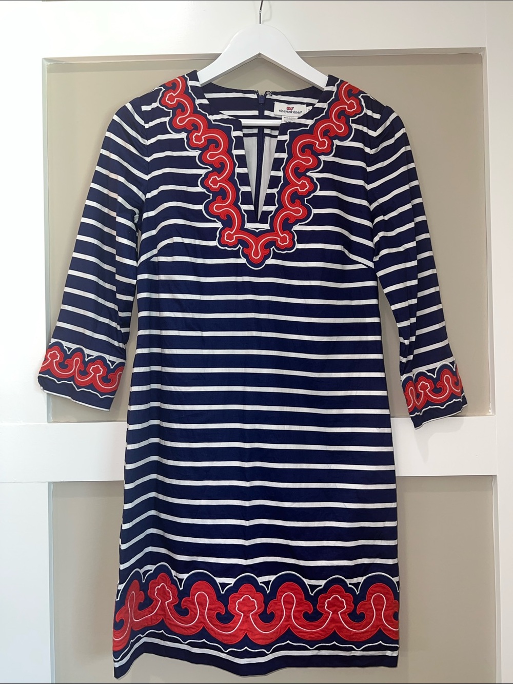 🐳 Vineyard Vines Navy & White Striped Dress with Red Embroidery